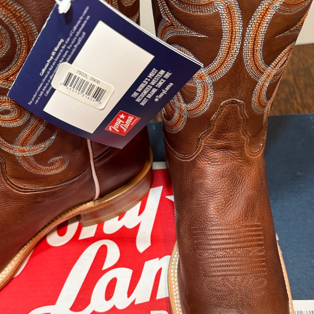 Tony Lama Women's Tan Western Boots with White Stitching - Picture 10 of 13